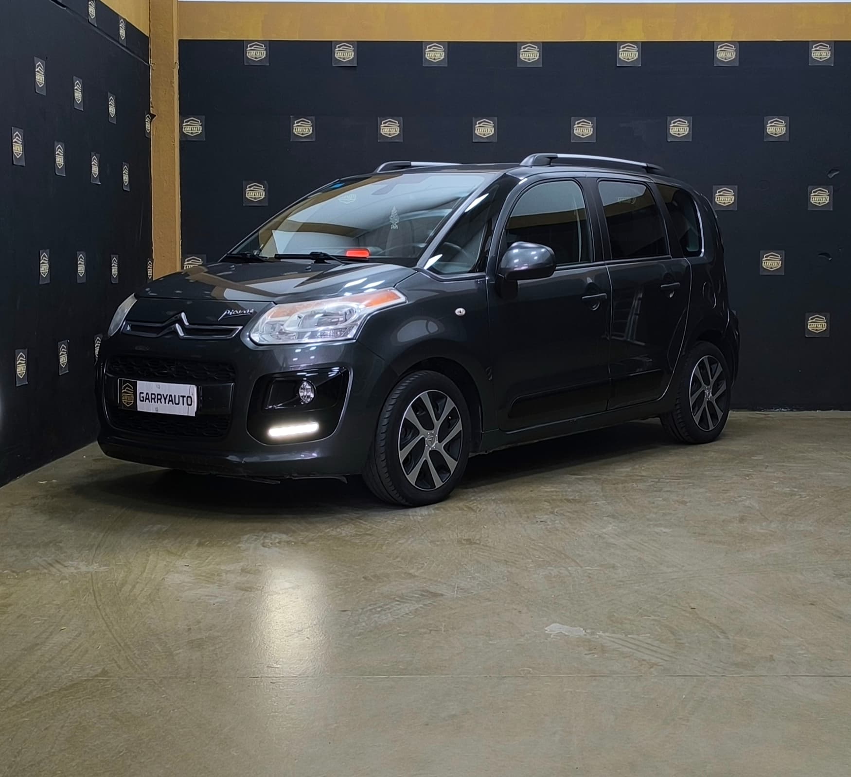 CITROEN C3 PICASSO SEDUCTION 1.6 eHDI 92CV GRIS 2014