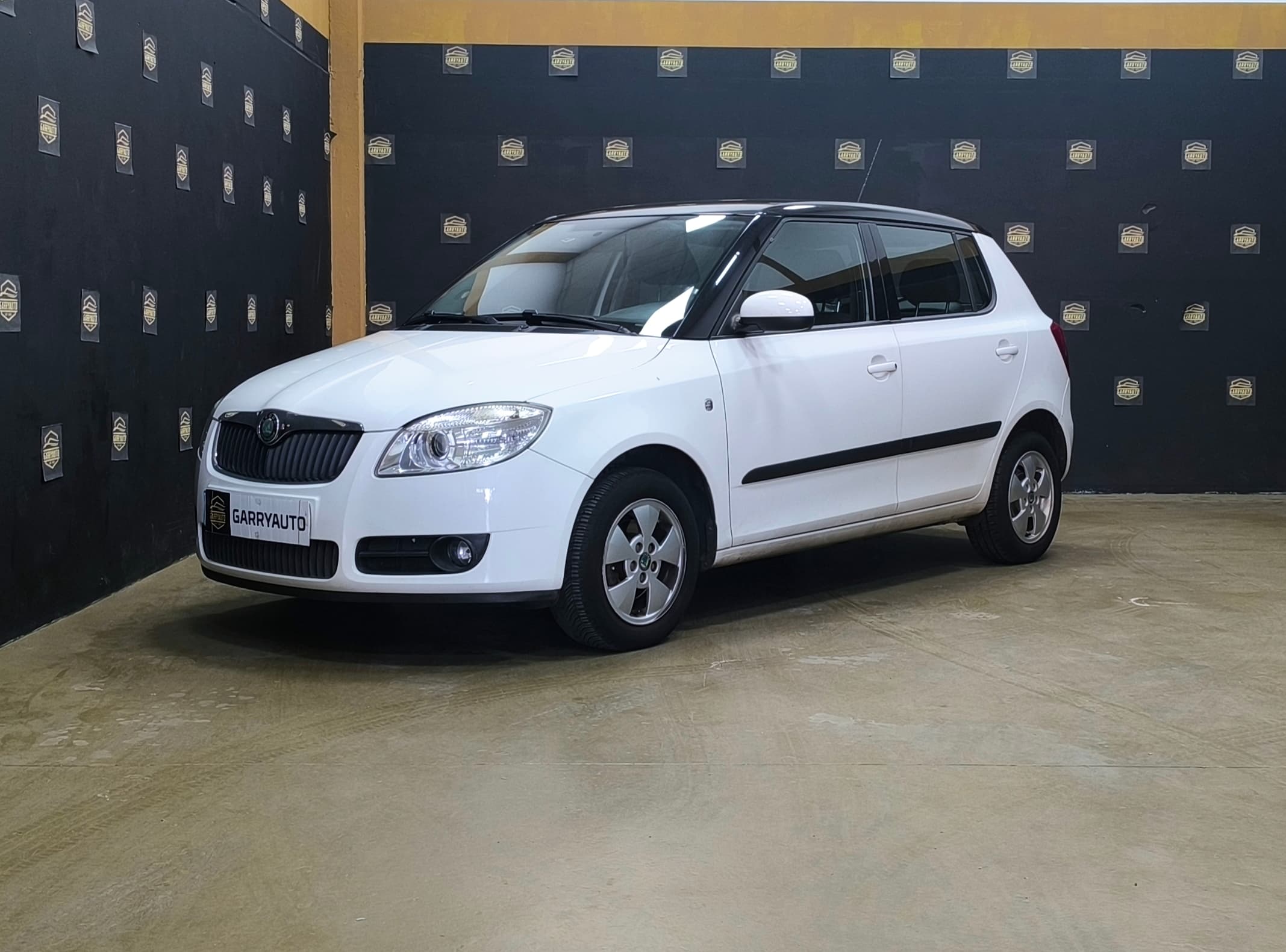 SKODA FABIA SPIRIT 1.2 60CV BLANCO 2009